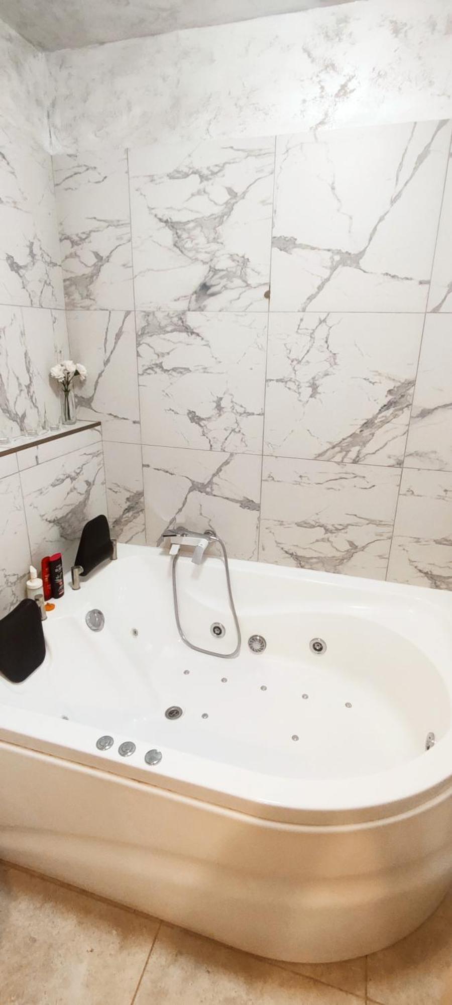 Appartement Jacuzzi Belle View Sinaia-Free Parking Extérieur photo